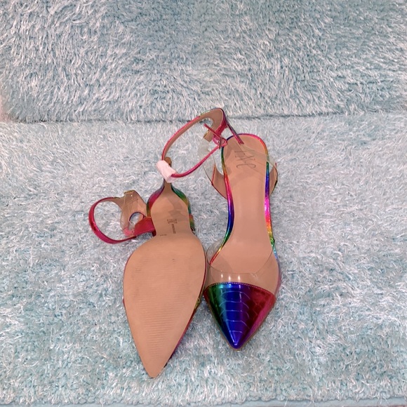 INC-Internacional Concept heels, rainbow color. - Picture 4 of 4